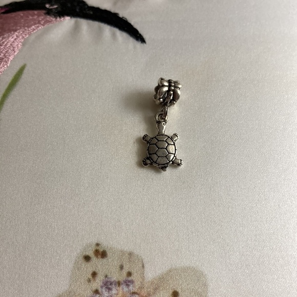 NWOT - EFFY Dark Silvertone Turtle🐢Hanging Slider Charm - Picture 6 of 11